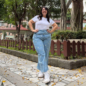 Original Jeans - Light Wash with Daisies