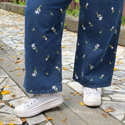 Original Jeans - Medium Wash with Daisies